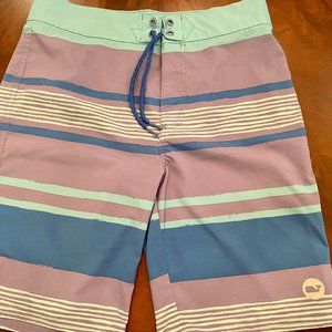 Boys Vineyard Vines board swimsuit size 14